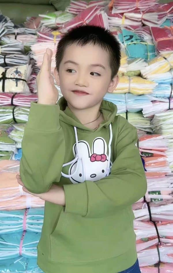 Stock Clothes Kids Sweater Hoodie - Image 2