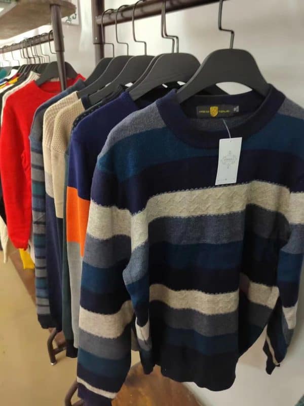 Stock Clothes Men Women Sweater - Image 7